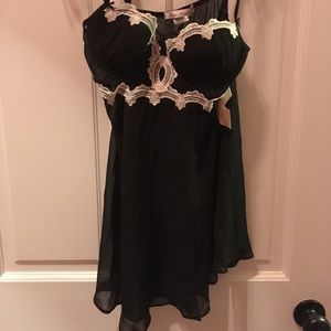 Linea Donatella lingerie set NWT